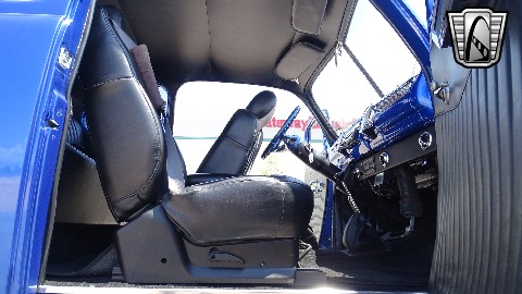 1941 Ford Deluxe image 95