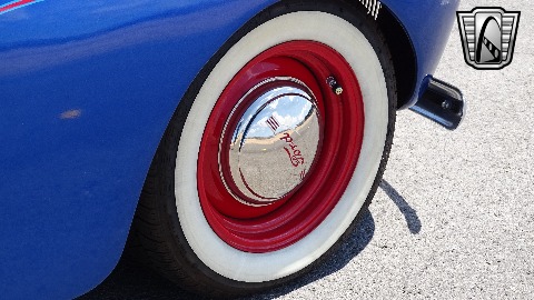 1941 Ford Deluxe image 101