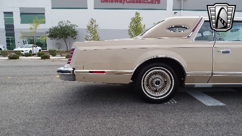 1979 Lincoln Continental image 37