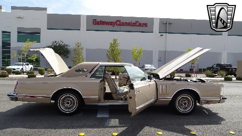 1979 Lincoln Continental image 131