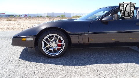1990 Chevrolet Corvette image 30