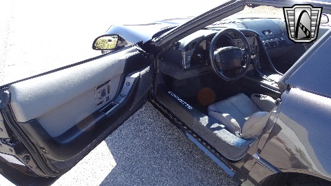 1990 Chevrolet Corvette image 59