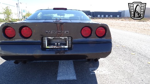 1990 Chevrolet Corvette image 34