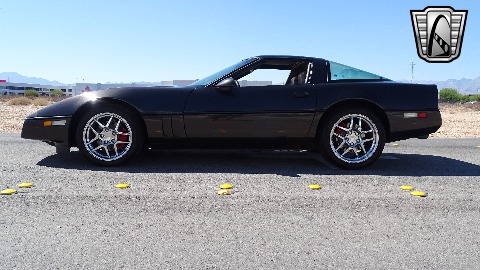 1990 Chevrolet Corvette image 9