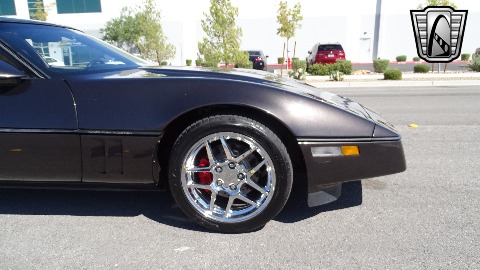 1990 Chevrolet Corvette image 38