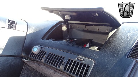 1990 Chevrolet Corvette image 93