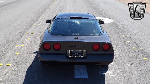 1990 Chevrolet Corvette image 17