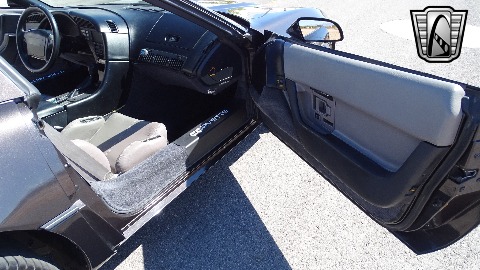 1990 Chevrolet Corvette image 69