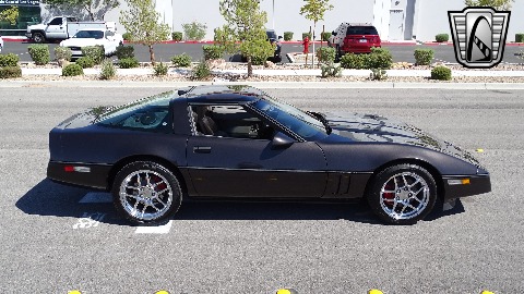 1990 Chevrolet Corvette image 23