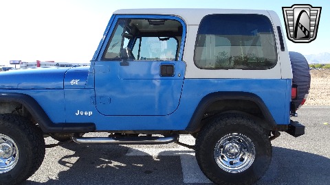 1993 Jeep Wrangler image 31