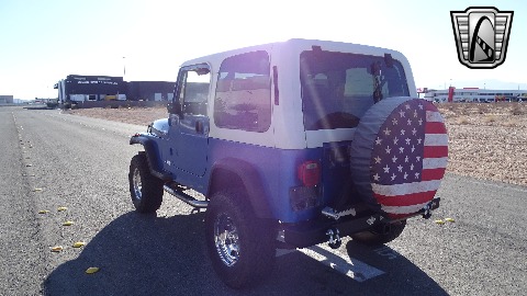 1993 Jeep Wrangler image 13