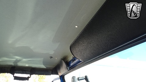 1993 Jeep Wrangler image 70