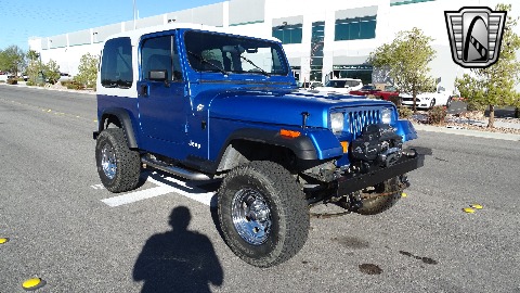 1993 Jeep Wrangler image 25