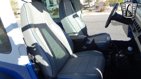 1993 Jeep Wrangler image 78