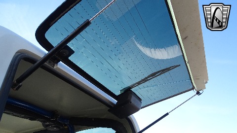 1993 Jeep Wrangler image 104