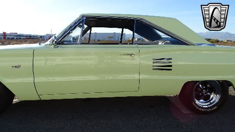 1966 Dodge Coronet image 31