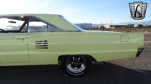 1966 Dodge Coronet image 32