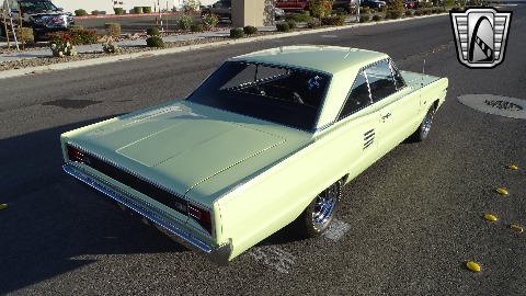 1966 Dodge Coronet image 20