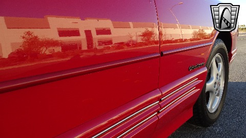 1994 Oldsmobile Cutlass Supreme image 30