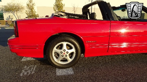 1994 Oldsmobile Cutlass Supreme image 56