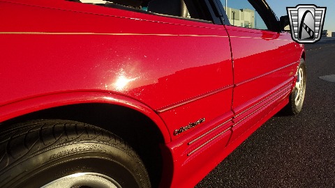 1994 Oldsmobile Cutlass Supreme image 35