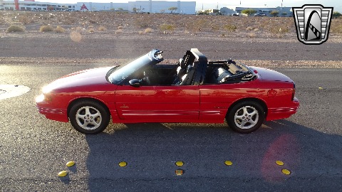 1994 Oldsmobile Cutlass Supreme image 11