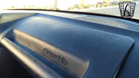 1994 Oldsmobile Cutlass Supreme image 65