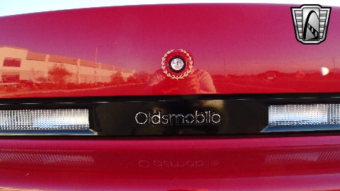 1994 Oldsmobile Cutlass Supreme image 46