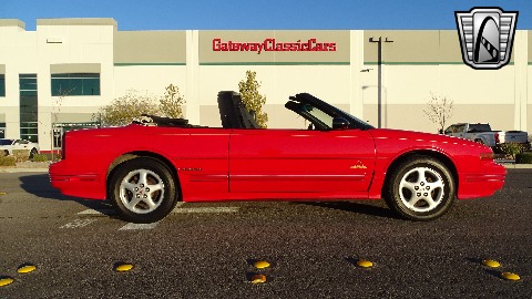 1994 Oldsmobile Cutlass Supreme image 21