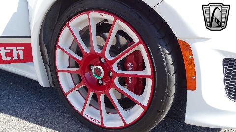 2012 Fiat Abarth image 107