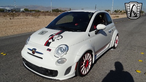 2012 Fiat Abarth image 7