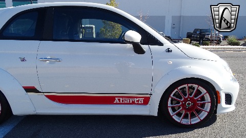 2012 Fiat Abarth image 37