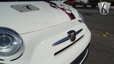 2012 Fiat Abarth image 40