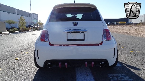 2012 Fiat Abarth image 15