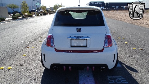2012 Fiat Abarth image 16