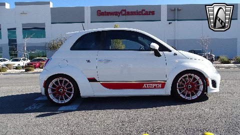 2012 Fiat Abarth image 21