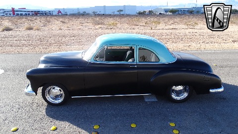 1950 Chevrolet Coupe image 11
