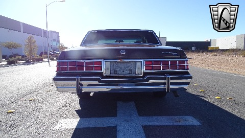 1981 Pontiac Bonneville image 15