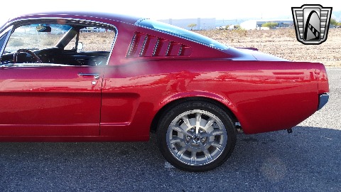 1965 Ford Mustang image 32