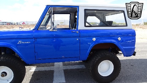 1967 Ford Bronco image 31