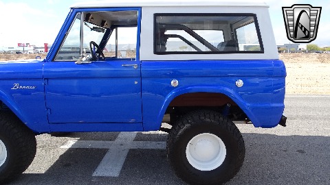 1967 Ford Bronco image 32