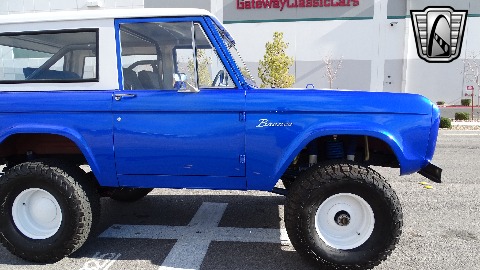 1967 Ford Bronco image 38