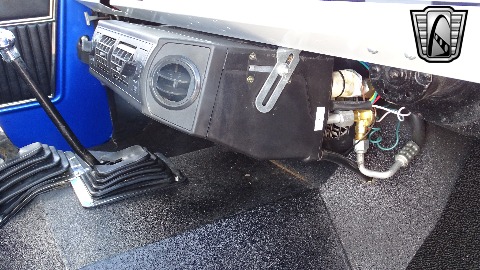 1967 Ford Bronco image 92