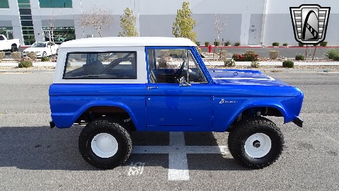 1967 Ford Bronco image 23