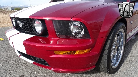 2005 Ford Mustang image 55