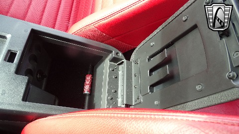 2005 Ford Mustang image 81