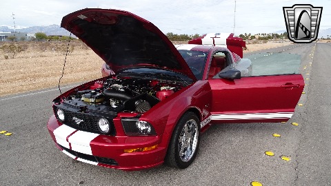 2005 Ford Mustang image 116