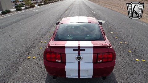 2005 Ford Mustang image 17