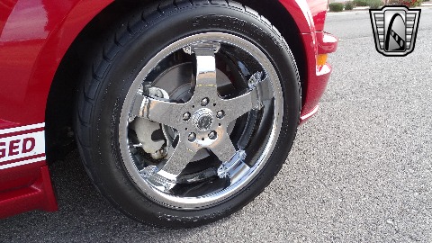 2005 Ford Mustang image 99