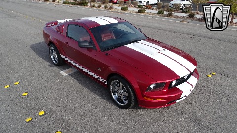 2005 Ford Mustang image 26